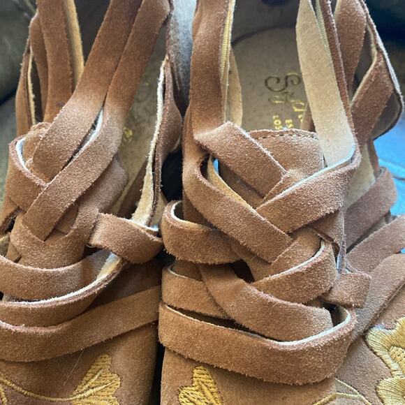 Seychelles women’s size 8 taupe suede lantern embroidered western boho booties - Picture 3 of 9